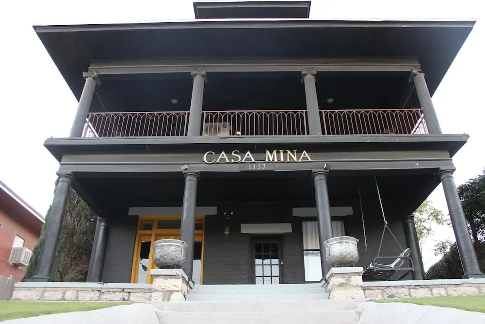Casa Mina 5 Central Rio Grande Historic Dist