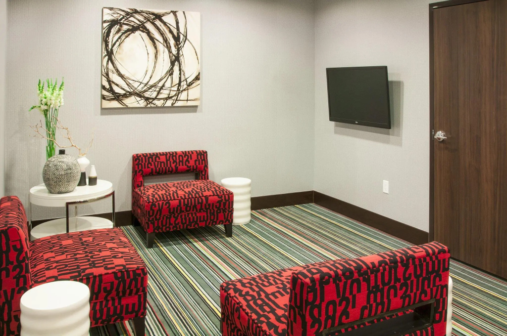 Lobby & Reception