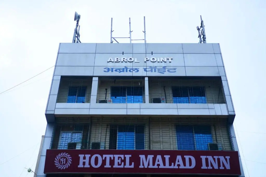 Hotel Malad Inn