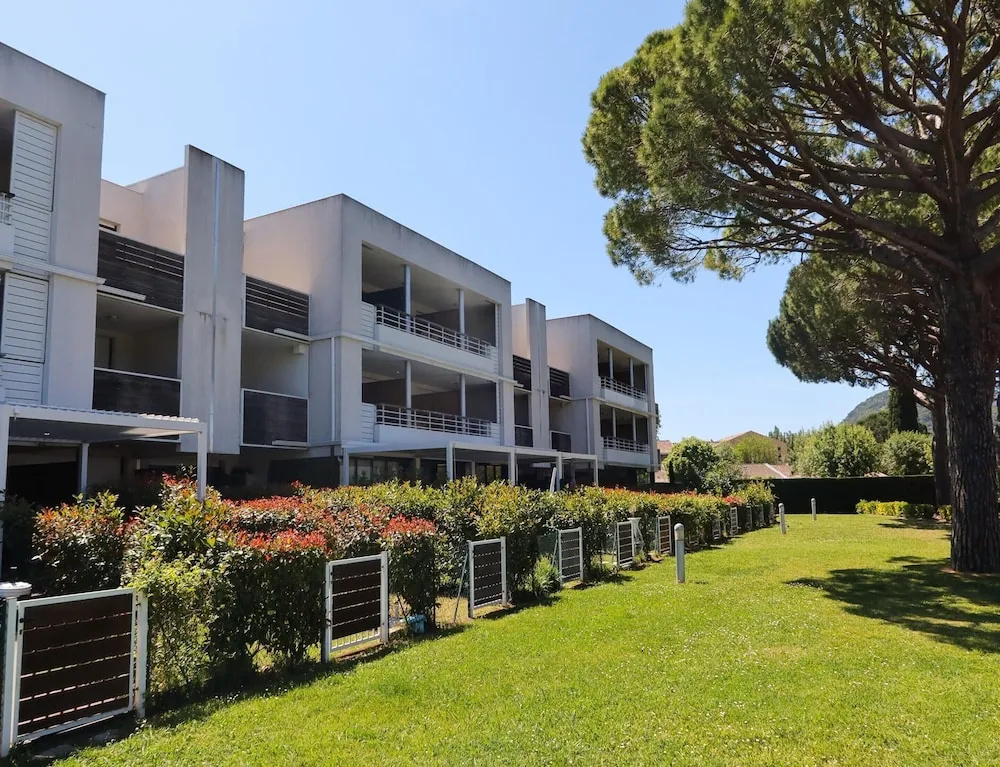 Marina Apartment With Terrace
