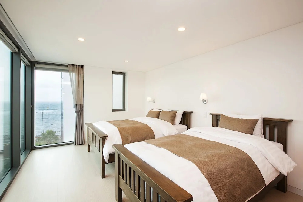 Двухместный семейный номер Standard с видом на океан 2 отдельные кровати в Vista View Resort