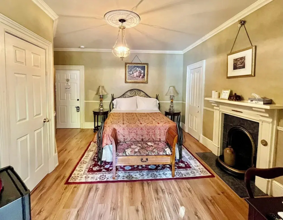Luxury room