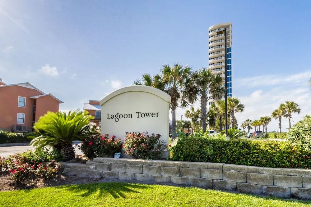 Lagoon Tower by Luxury Gulf Rentals