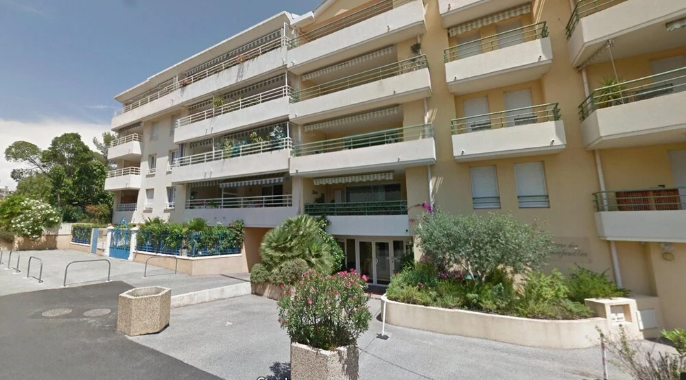 Apartment With one Bedroom in Saint-raphaël, With Enclosed Garden - 10