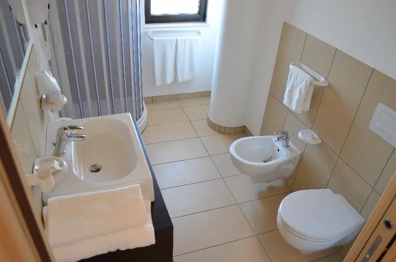 Standard Triple room with balcony