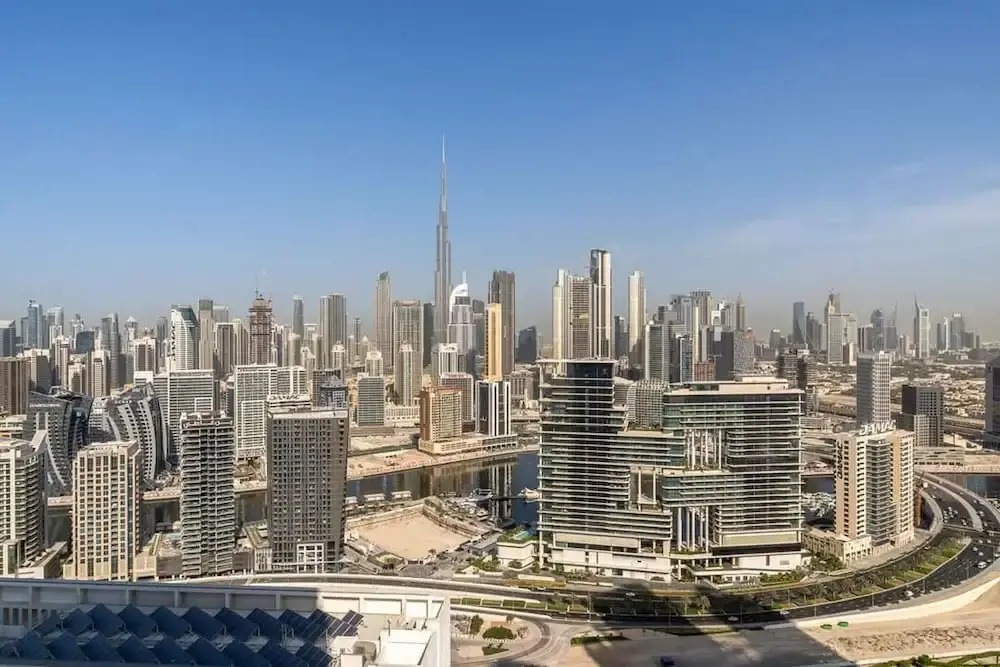 Modern 1BR With Stunning Views in Business Bay
