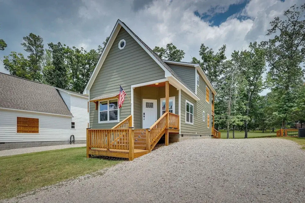 Counce Vacation Rental w/ Private Deck: Near Golf!