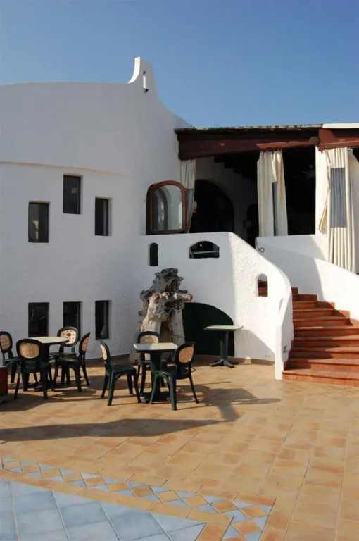 Hotel photo 12