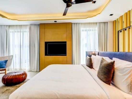 Azaya Beach Resort