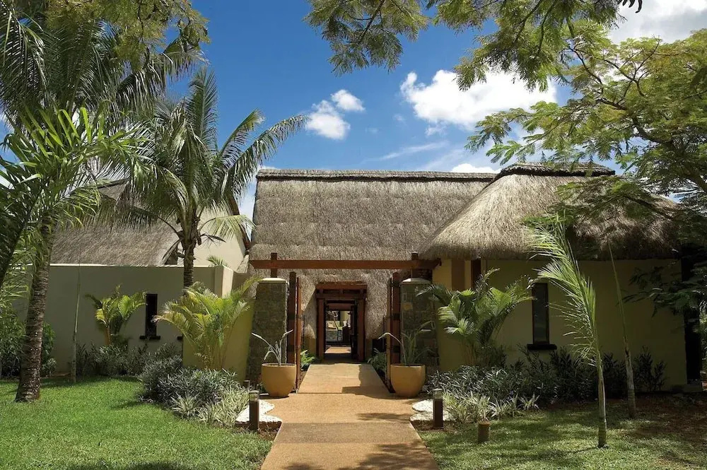 Jacaranda Pool Villas with Maritim 5 Star Beach Resort access