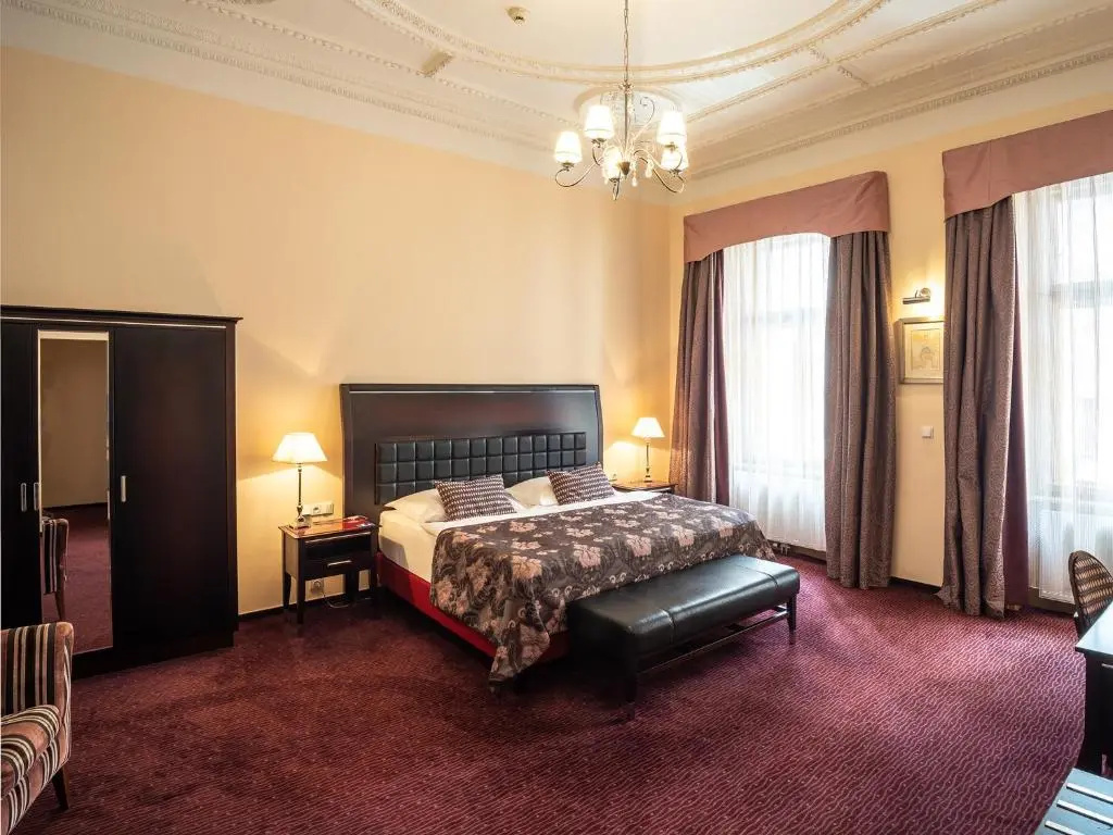 EA Embassy Prague Hotel - Chambres