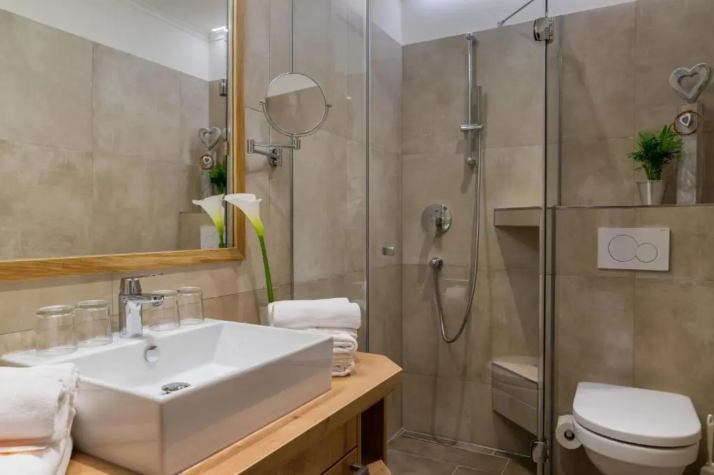 Hotel Landgasthof Fischerwirt - Chambres
