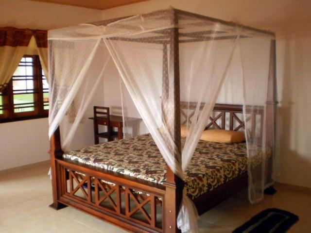 Budde's Beach Restaurant & Guesthouse