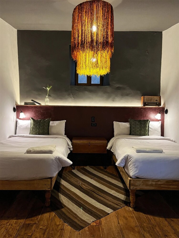 Economy room