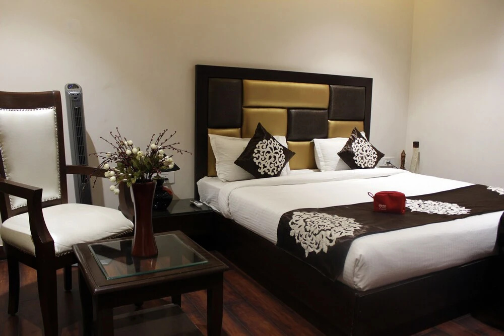Aura Grand Residency