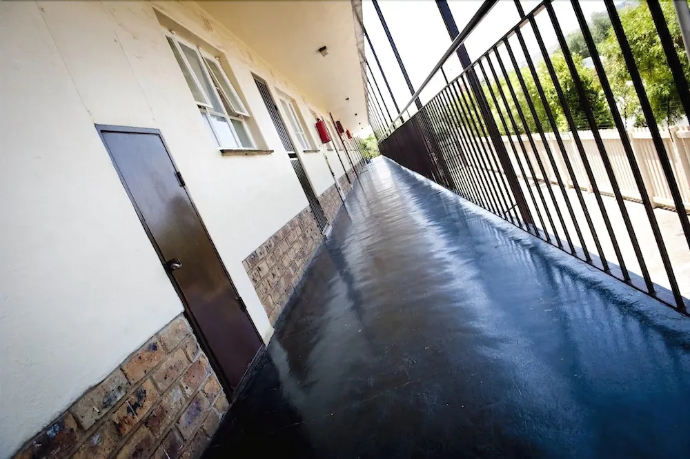 Balcony & Terrace