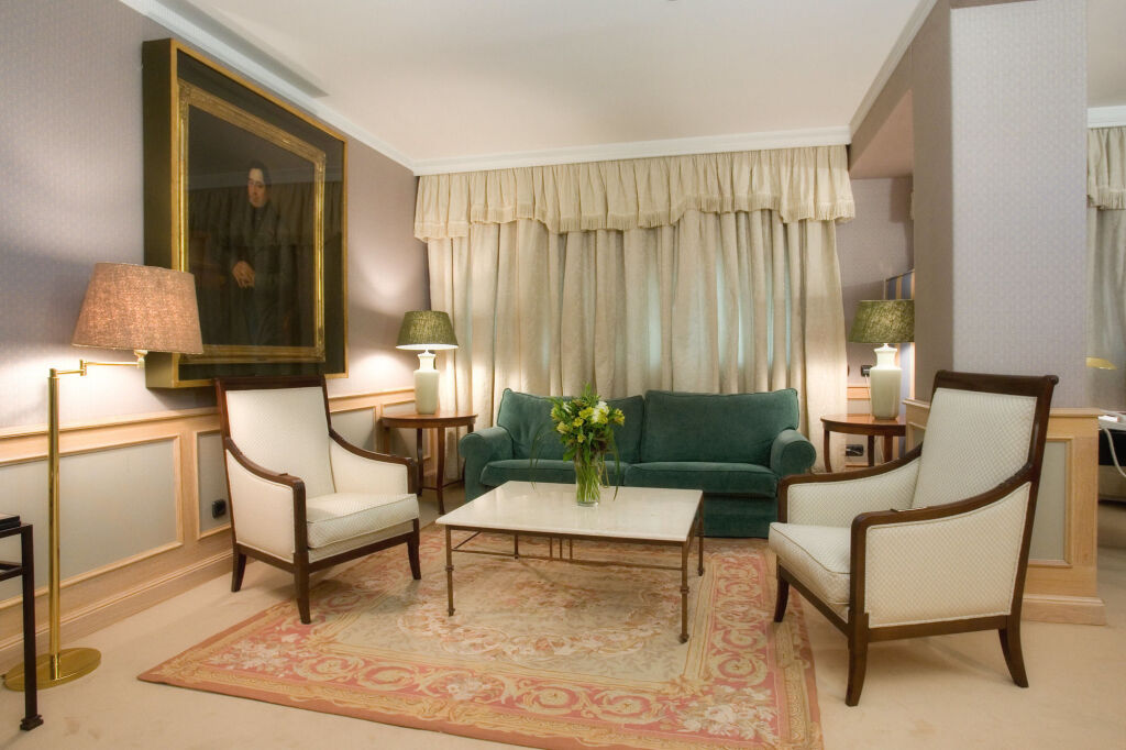Hotel Palafox Zaragoza - 8