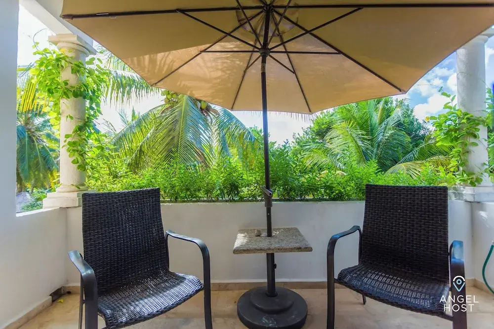 Deluxe Suites at Villas Tropical