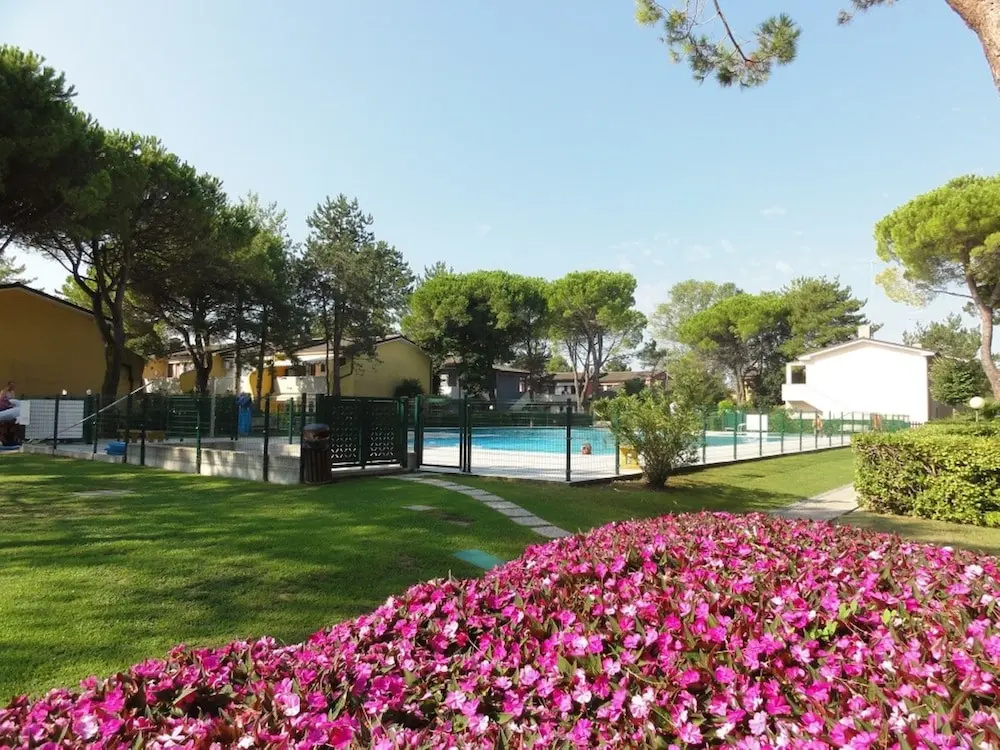 Villa With Garden and Pool Access in Bibione