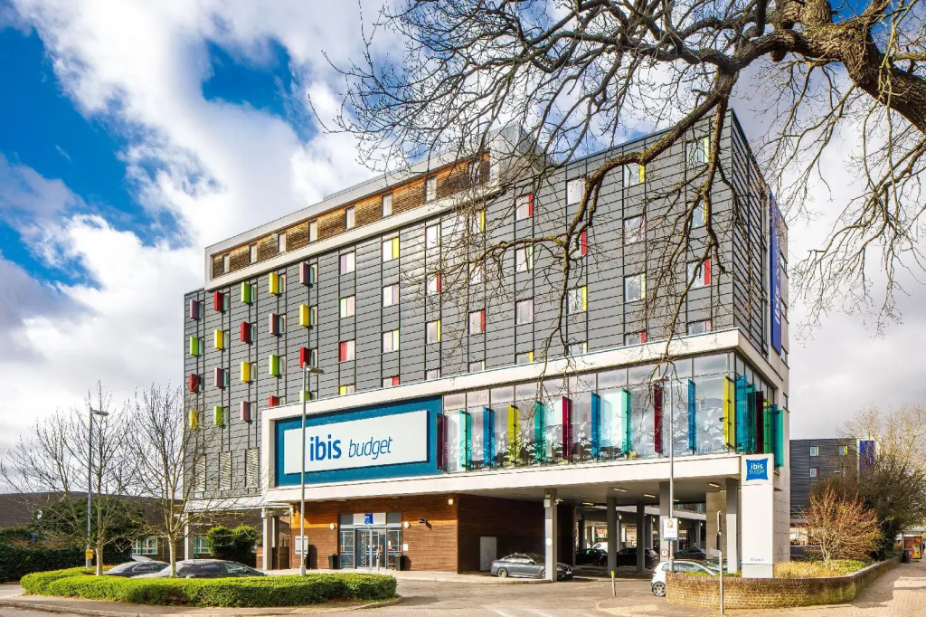 Ibis budget London Heathrow Central — фото