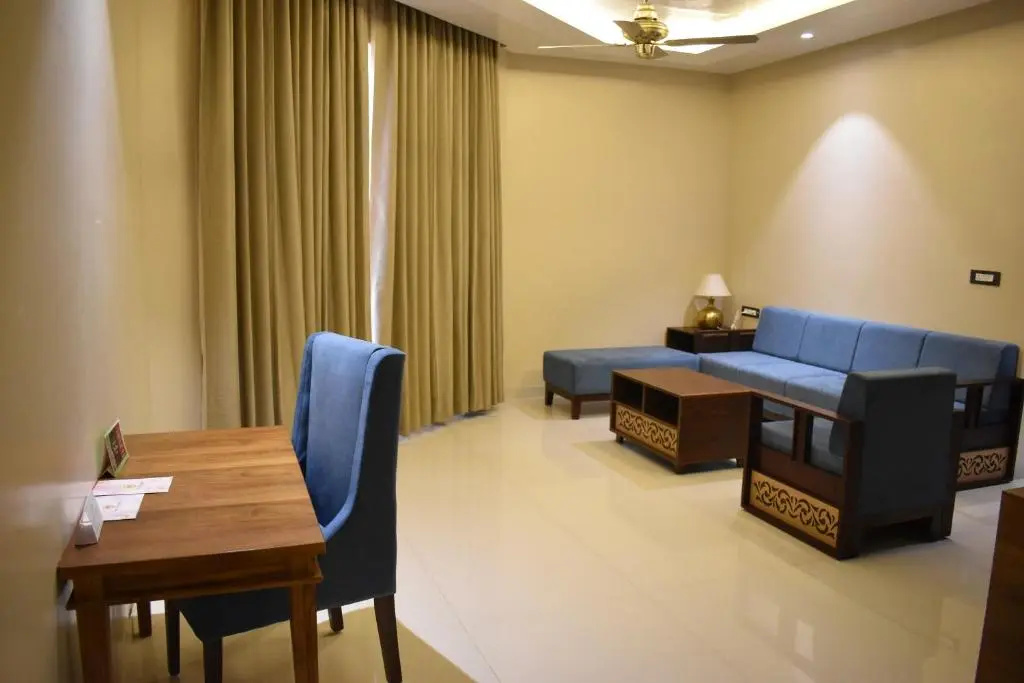 Standard Double room with garden view (full double bed)
