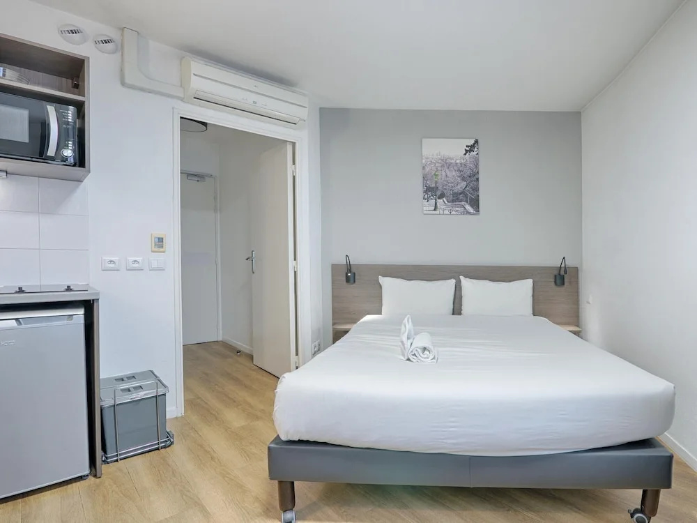 Voir la photo 1 — Riverside Couples Stay Near Paris