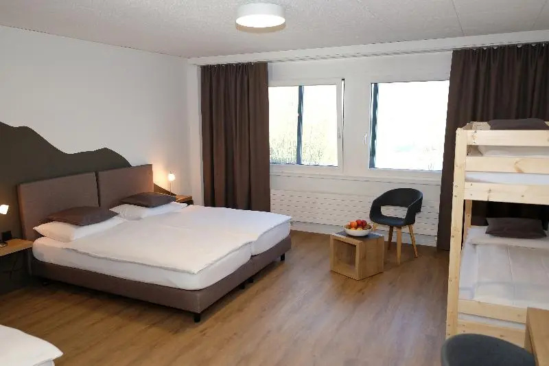 Tailormade Hotel STANS SÜD - Chambres