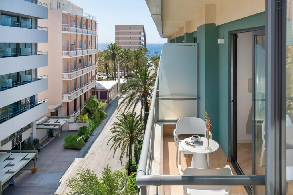 Hotel Mediterranean - фото 29