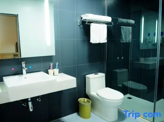 Boyueting Hotel (Changchun Yuanda Street)