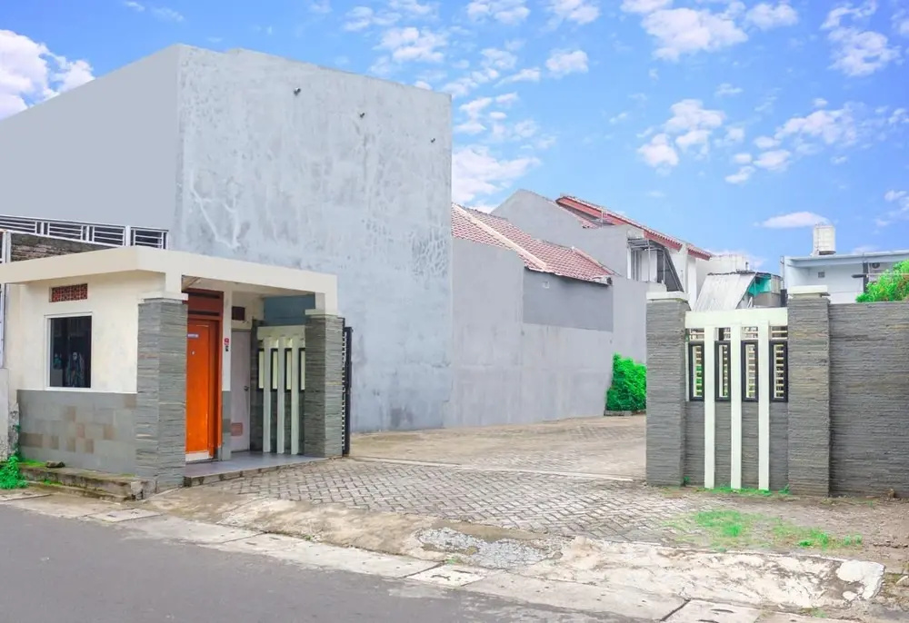 HP Residence RedPartner near Alun Alun Kediri