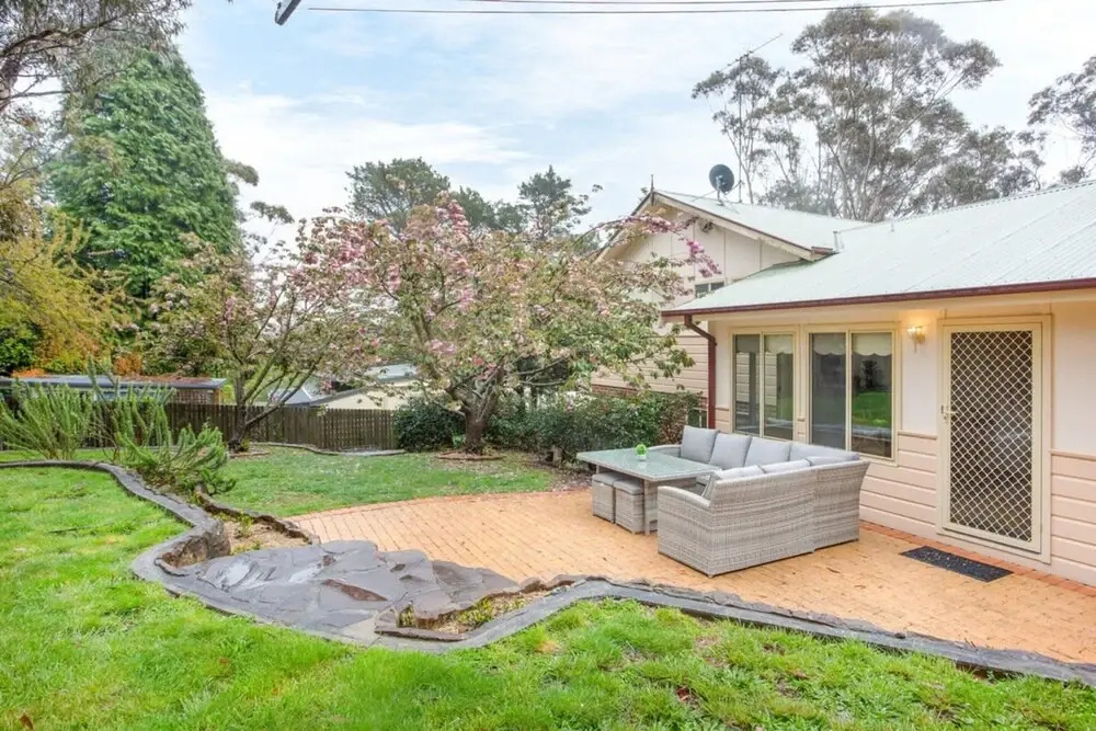 Stunning Katoomba Home With Lush Garden&playground