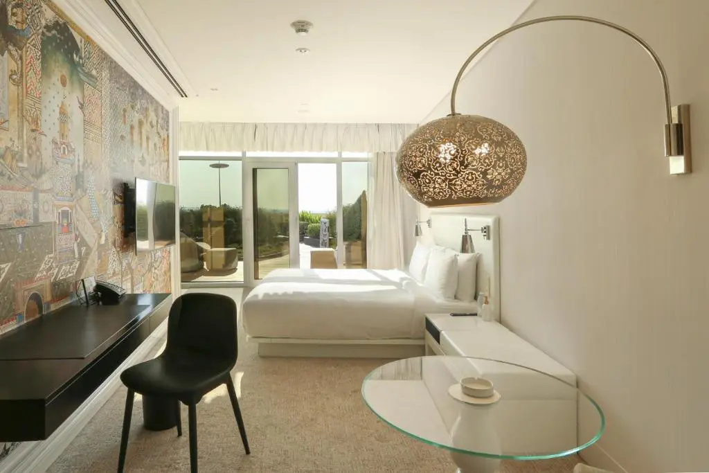 Mondrian Doha - 5