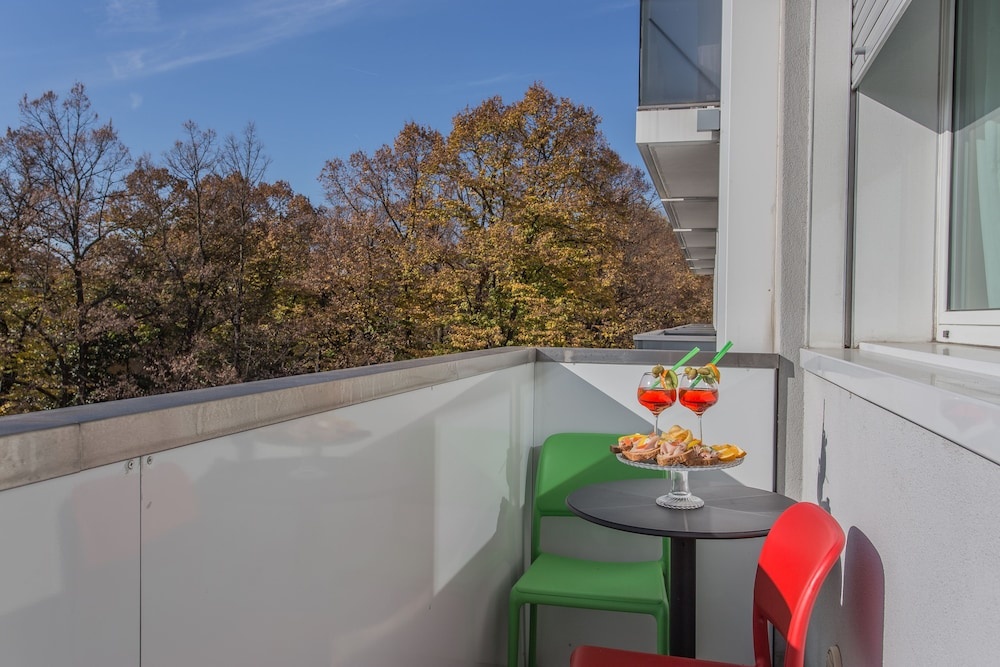 Santa Sofia Apartments