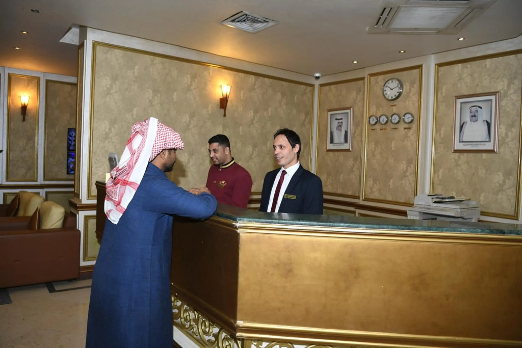 Continental Suite Farwaniya - фото 21