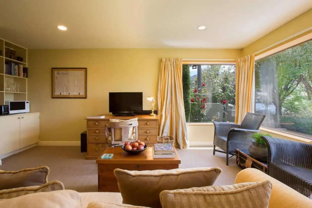 The perfect retreat- 139 on Peninsula