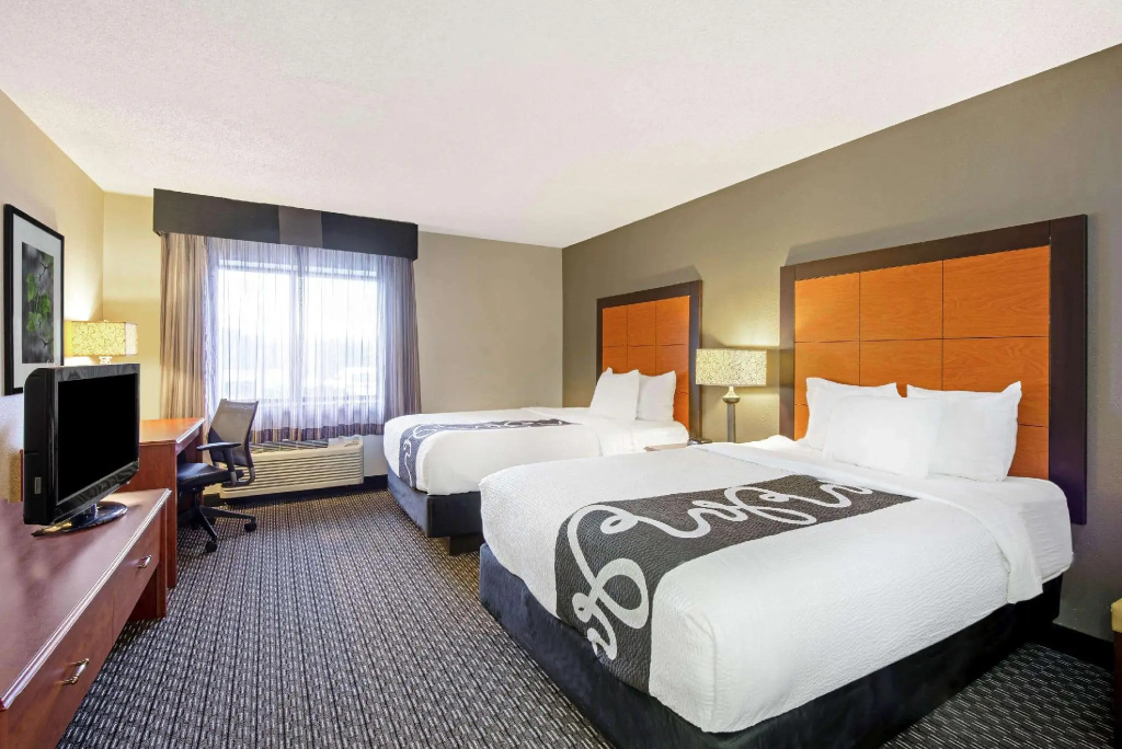 La Quinta Inn & Suites by Wyndham Harrisburg Airport Hershey - Chambres