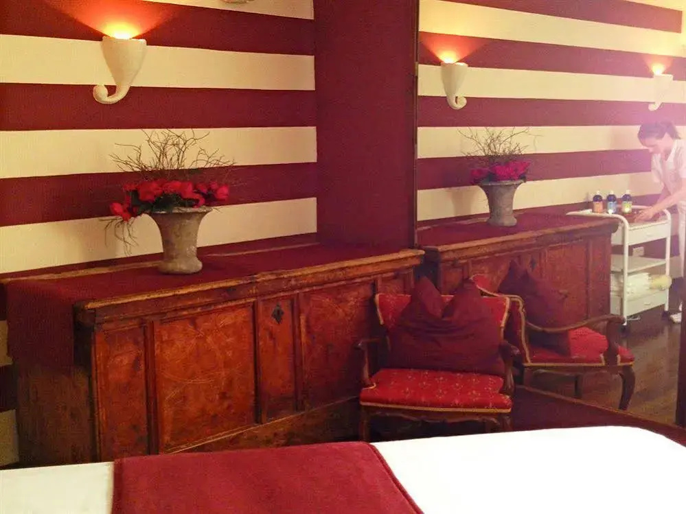 Hotel photo 40