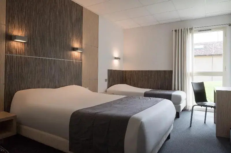 Superior Triple room