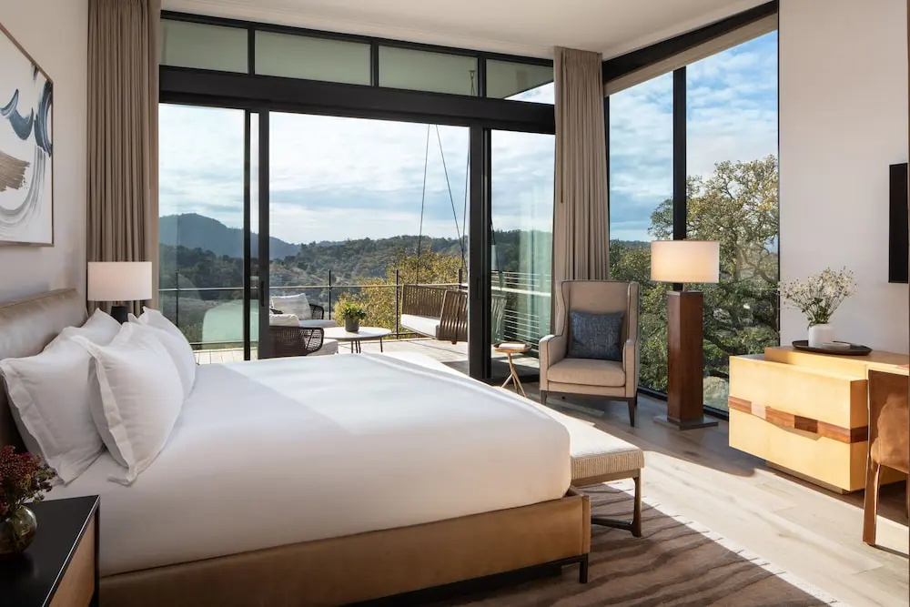 3 Bedrooms Standard room with balcony