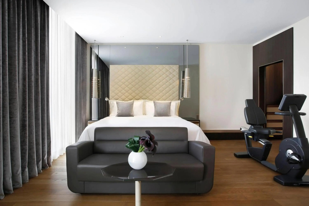 Отель Excelsior Gallia, a Luxury Collection, Milan — фото