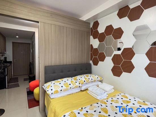 1BR w/ Balcony |MOA Arena + IKEA | Budget-Friendly