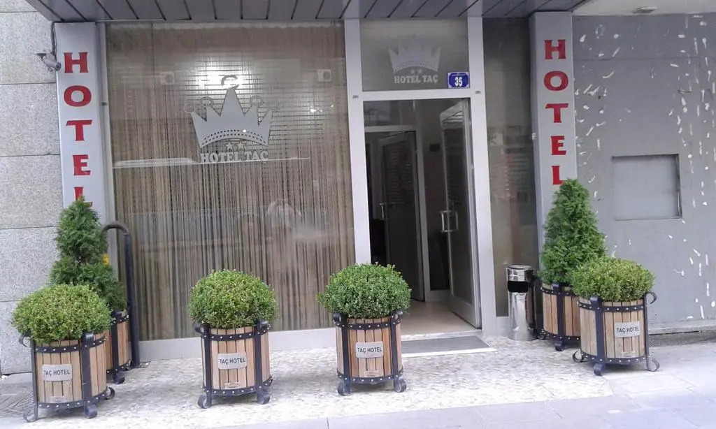 Tac Hotel