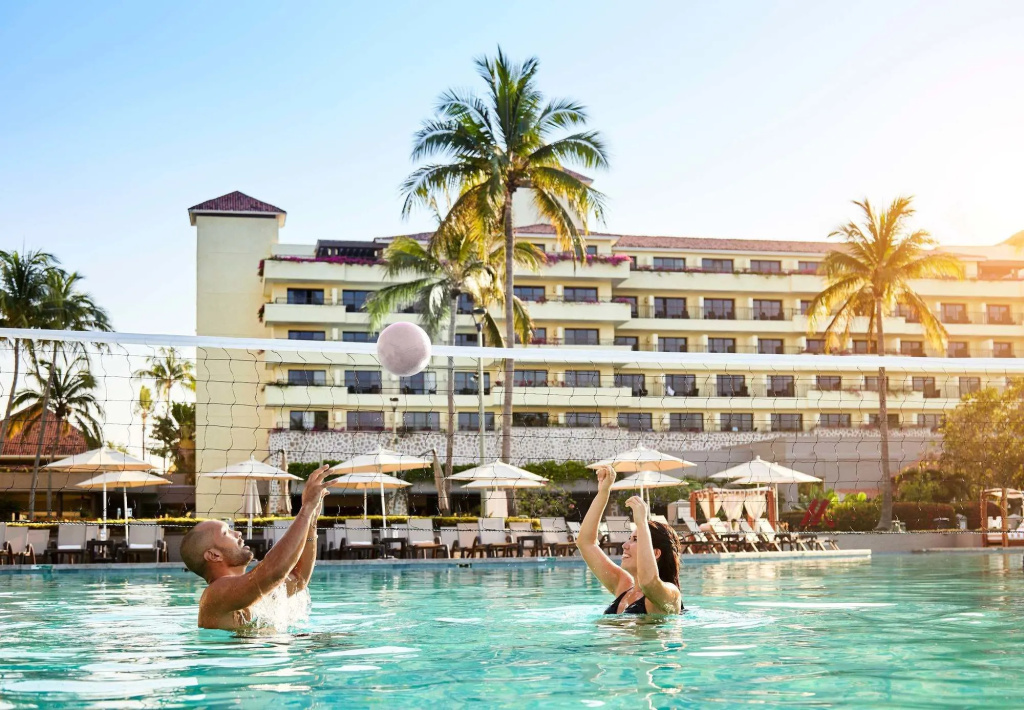 Marriott Puerto Vallarta Resort & Spa - 3