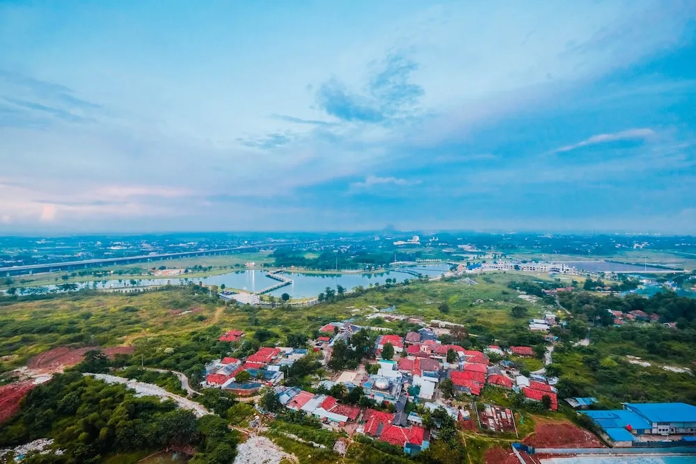 Good Living 2BR Meikarta Apartment