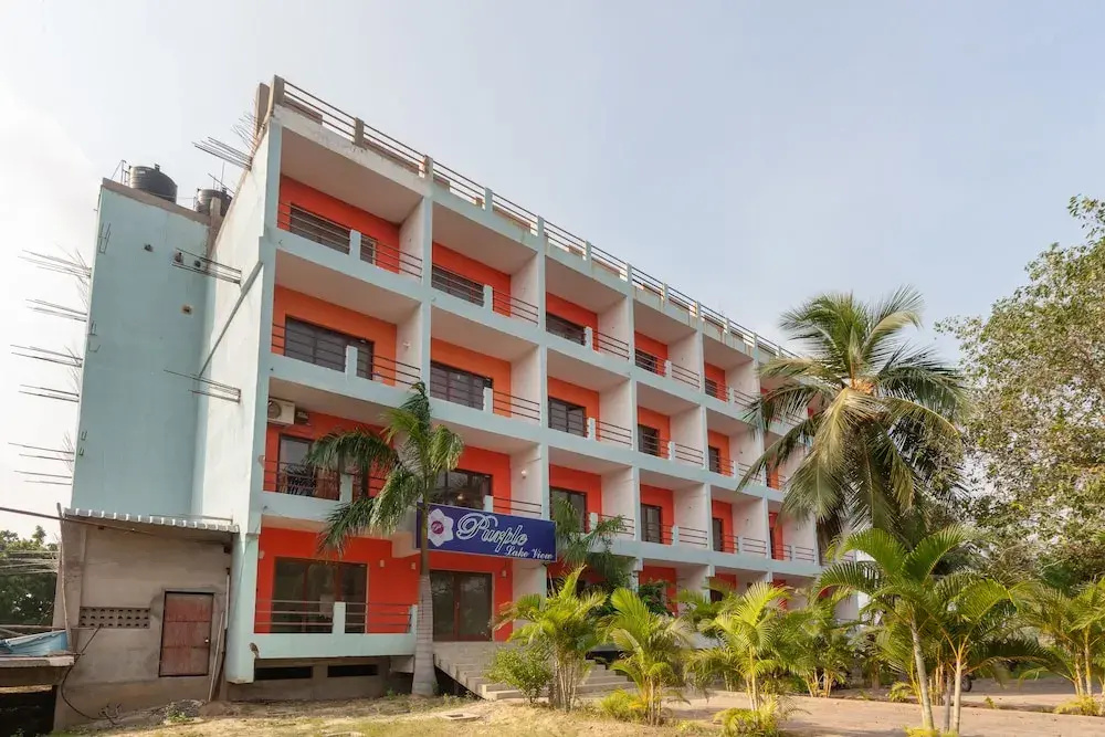 OYO 22532 Purple Lake View