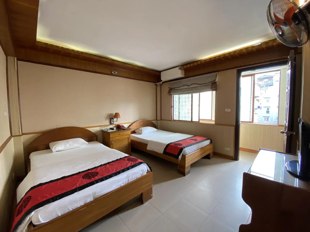 Deluxe Double room (twin beds)