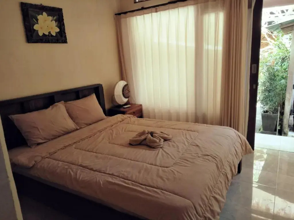 Economy room