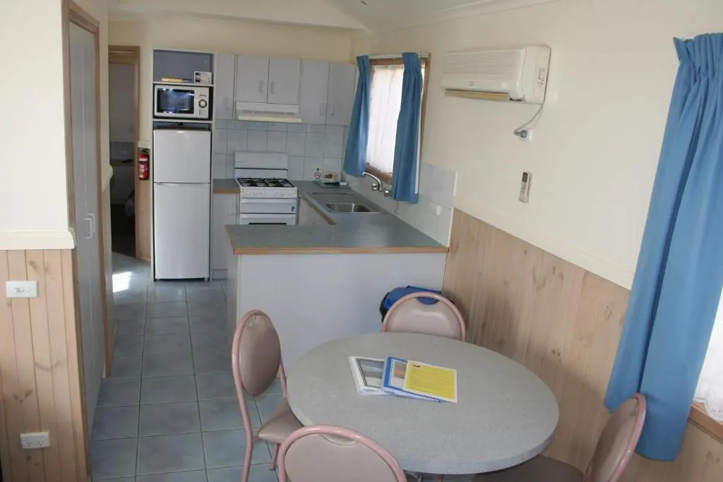Lake Fyans Holiday Park - Chambres