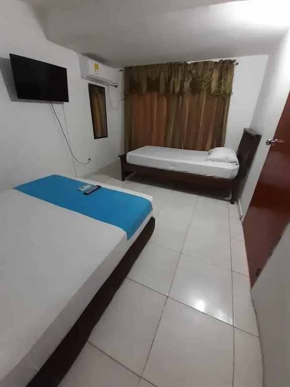 Economy room