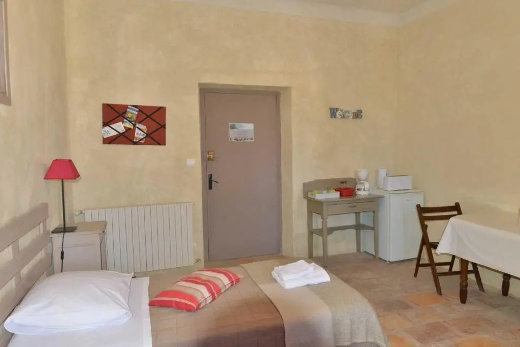 Standard Double room (full double bed)